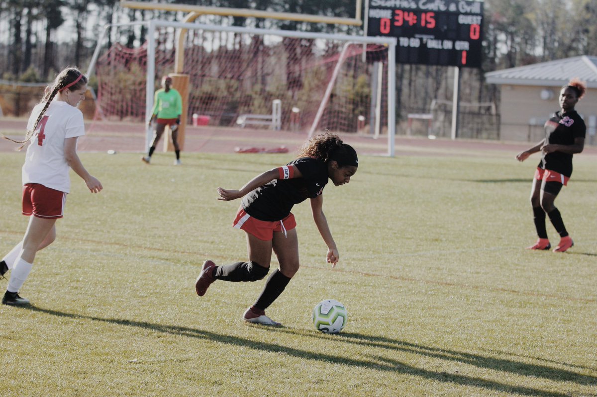 Pearson08Jada's tweet photo. You Can Coach Soccer But You Can’t Coach Heart, That Was Self-Taught ✅ https://t.co/2AfwETCZ9g