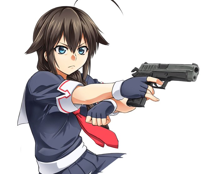 提督の趣味で偏った構え方が身に付いてしまった艦娘その1
#艦これ #時雨 