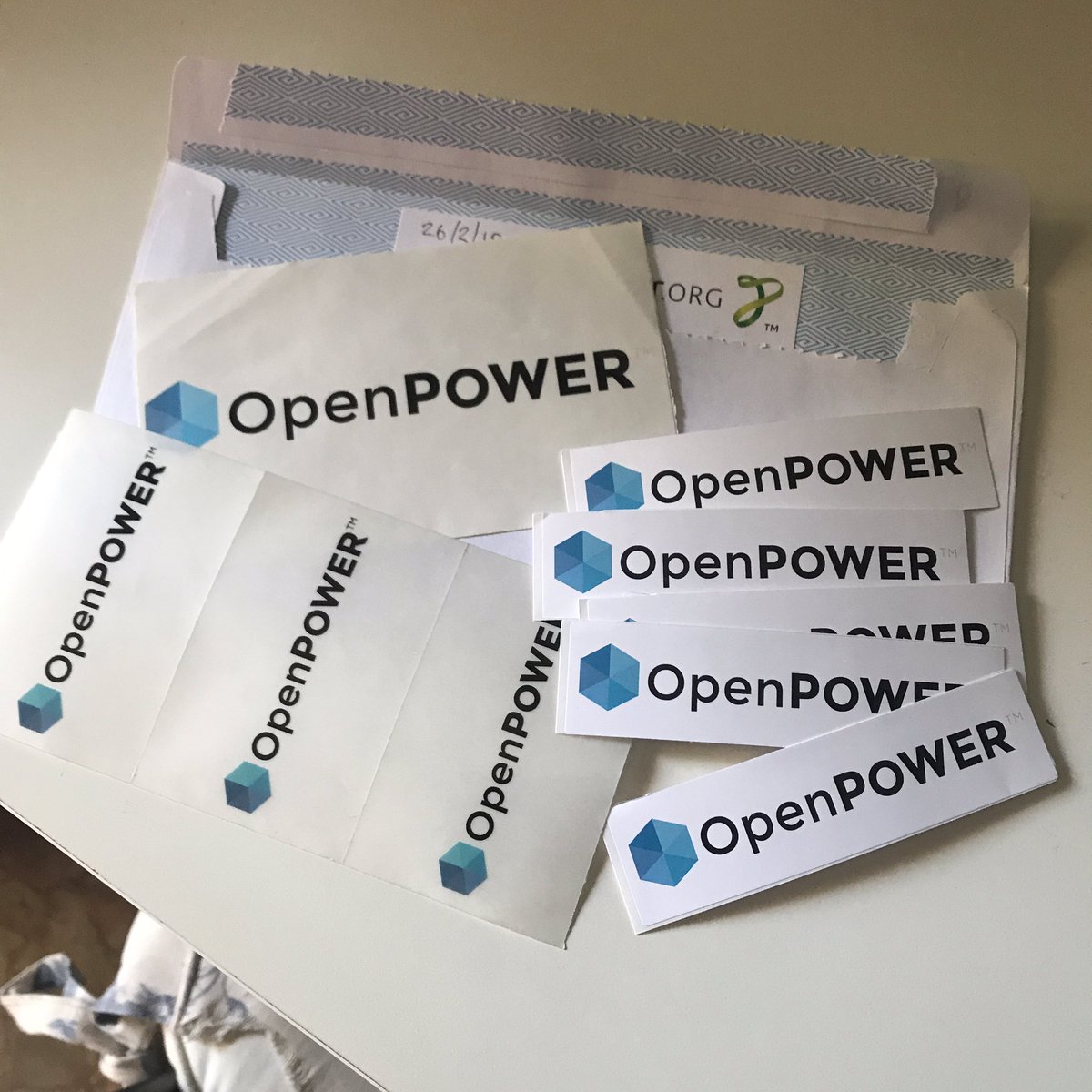 ___mepy's tweet photo. I was pessimistic about their arrival. It took quite a bit but finally they are here!

Thank you very much @hughhalf @OpenPOWERorg https://t.co/DCTbhHIEtn