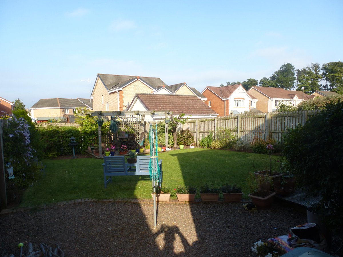 CruzProperty's tweet image. PROPERTY TO LET - Wilson Place, Dunbar £945
Impressive 4 bed detached villa with a large driveway and private gardens within an exclusive development in sought-after Dunbar.  Perfect family home as located conveniently for schools and travel links to the centre.@LothianLoop #Cruz