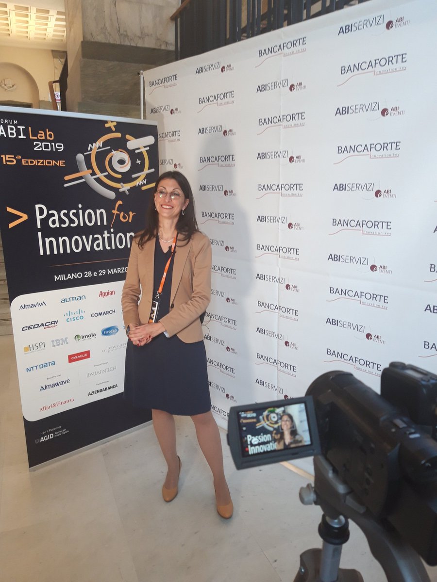 ABI_Lab's tweet photo. @SilviaAtta intervistata da @BancaforteABI sulle aree di intervento per innovare la banca #forumabilab https://t.co/R7HtchHYCe