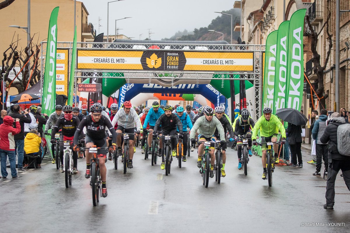 ➡️ LAST CALL PARA CLUBS ⬅️ Inscríbete antes de que termine marzo y llévate un 20% de descuento en tu inscripción 🚴🏻‍♂️🚴🏻‍♀️ skodagranfondopriorat.com/es/inscripcion… #ciclismo #bike #gfevents #cicloturismo #cycling #roadcycling #btt #mtb #granfondo #priorat #montaña #clubs #oferta