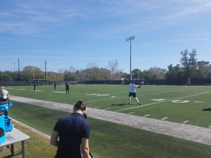 StatBoyDrew's tweet photo. Albany and Tampa local Vince Testaverde is loosening up to throw with @USFFootball Tyre McCants at the #USFProDay. https://t.co/SLTFAIxhMb