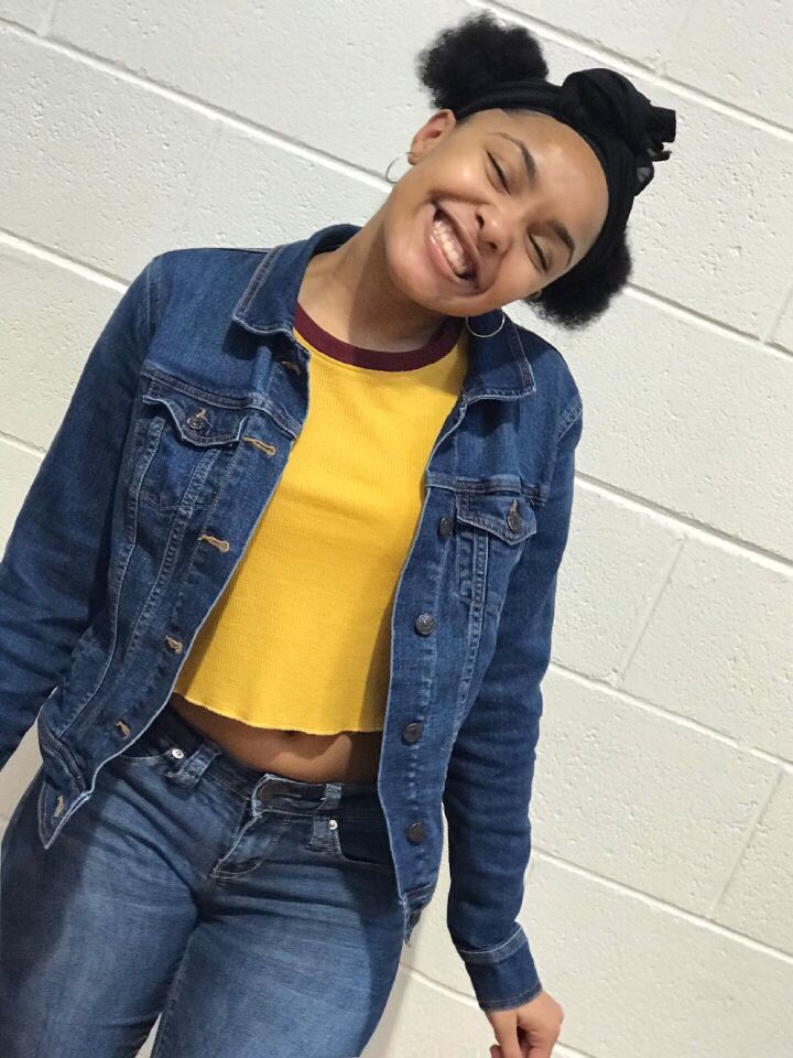 GladysJohnson03's tweet photo. Still more Women’s History Month spotlights w/@WestoverHS Ladies of G.R.A.C.E. Meet- Kennedi- Freshman, 📣 🏐 & 🥎 player, dance 💃🏾 & Health Academy student aspiring to be a registered nurse👩🏽⚕️. #GirlsRepresenting #AllAround #ClassandExcellence @shecamp7 @CoachJas321 https://t.co/k0vdyiCzql