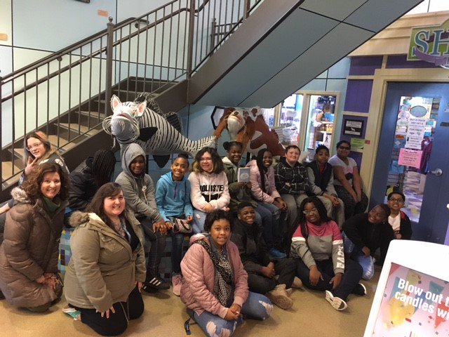 JRMSLibrary's tweet image. Rolfe Rocking Readers Book Clubs visit the Richmond SPCA followed by an awesome afternoon of warm temps, sun, and a picnic lunch. @HenricoSchools @JohnRolfeMS @hcpslib
