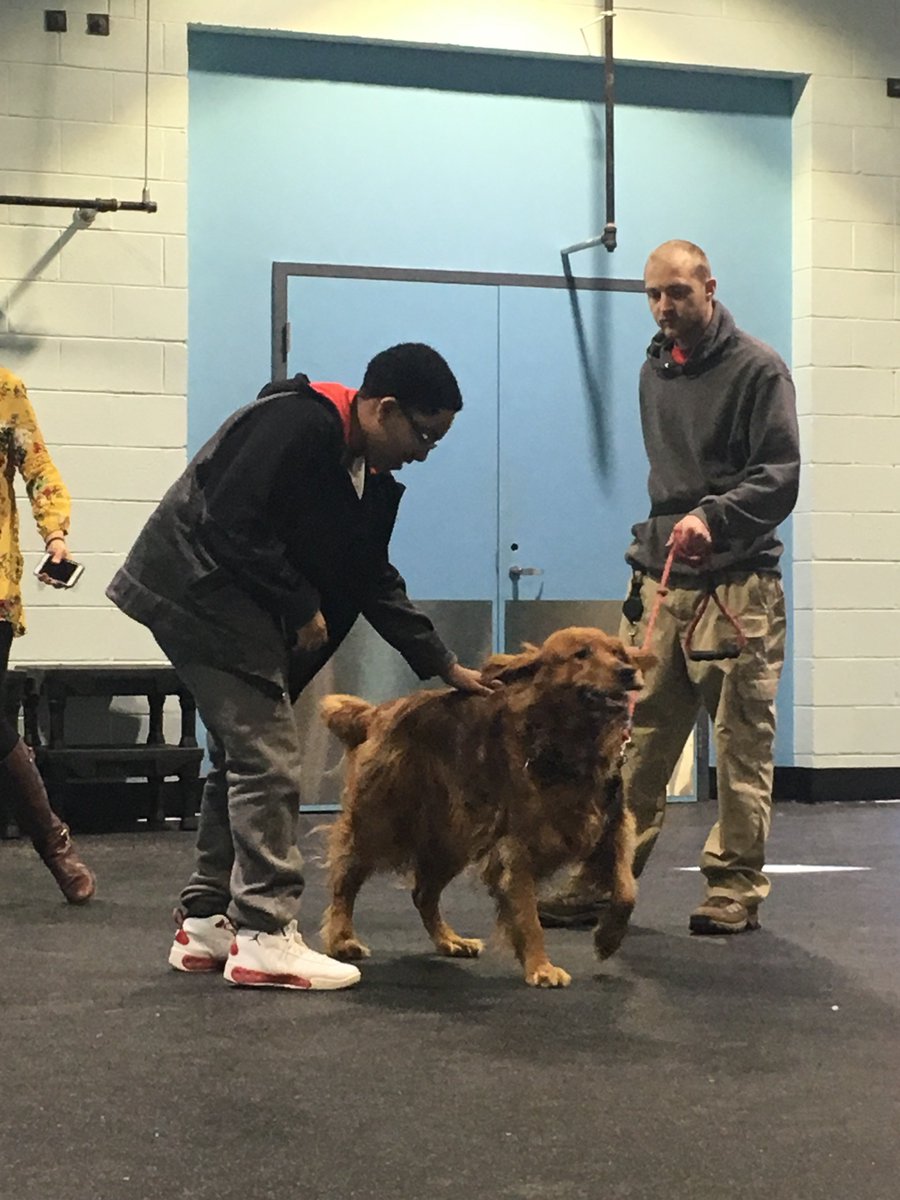 JRMSLibrary's tweet image. Rolfe Rocking Readers Book Clubs visit the Richmond SPCA followed by an awesome afternoon of warm temps, sun, and a picnic lunch. @HenricoSchools @JohnRolfeMS @hcpslib