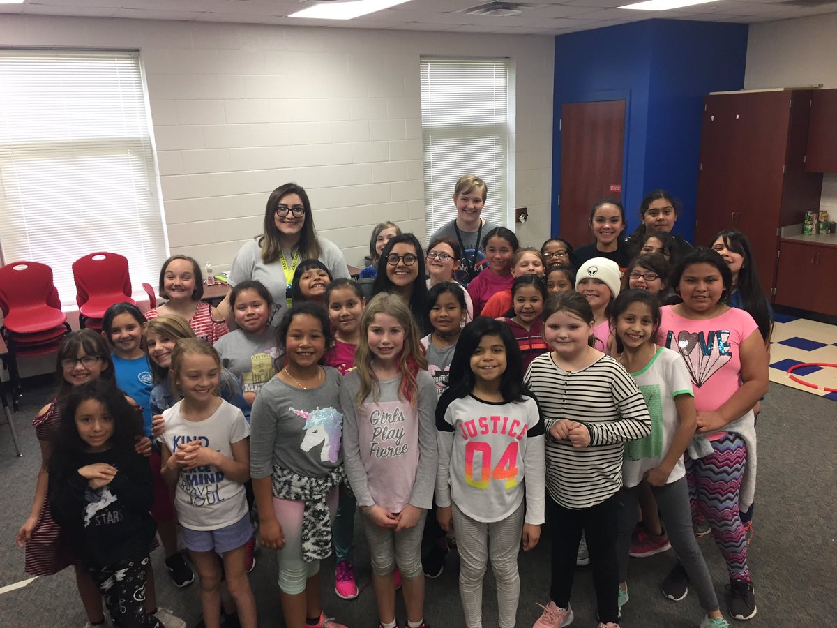 EASTovation's tweet photo. What a great 5 months for Coding Takes Flight! When we started we had a big audacious goal of reaching 500 elementary girls to promote #GirlsInSTEM by the end of the school year. Today we met that goal and are now looking to reach 1000! #ARKidsCanCode is for real! @AsaHutchinson https://t.co/e9Z3QszgjT