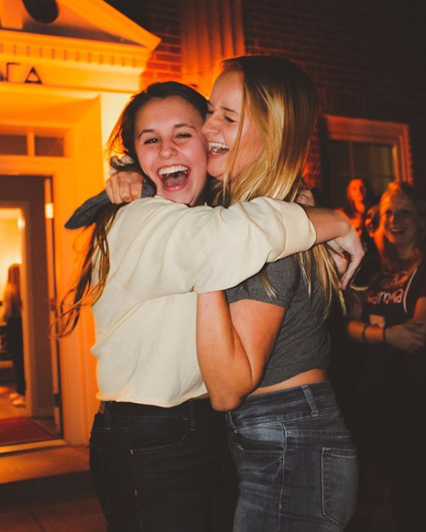 alphagammadelta's tweet photo. That feeling when you've finished midterms and are headed into spring break! Happy #FHCFriday! #SweetHomeAlphaGam #AlphaGamFHC: 📸: @iastatealphagam https://t.co/ZJjmRGtuXp