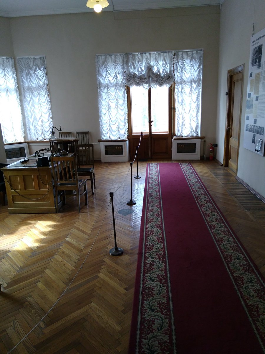 MarpleHistory's tweet photo. Museum of Political History, housed in the mansion that was Bolshevik HQ for much of 1917. We saw Lenin's office and the balcony from which he made many of his most important speeches #StPetersburg #Russia https://t.co/tDZJg8eLBk