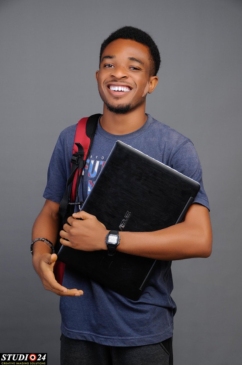 yy_fash's tweet image. I think i should do advert for close up..#closeup white teeth..#Goldtech training