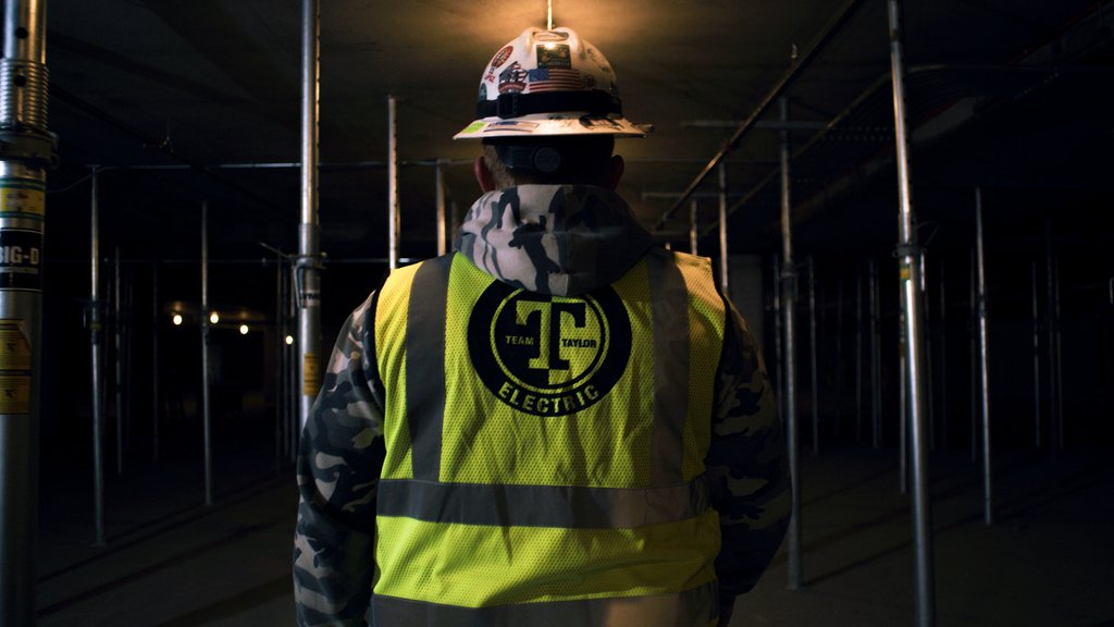 CIRCA3's tweet photo. How about a little lighting to set the mood?
Here are a few screen grabs of our most recent project with Taylor Electric.
-
DP: Kasey LaRose
Gaffer: Matt Francis
-
#videoproduction #cinematography #utahfilm #utahfilmcommission #lightscameraaction https://t.co/cS6naI4wsx