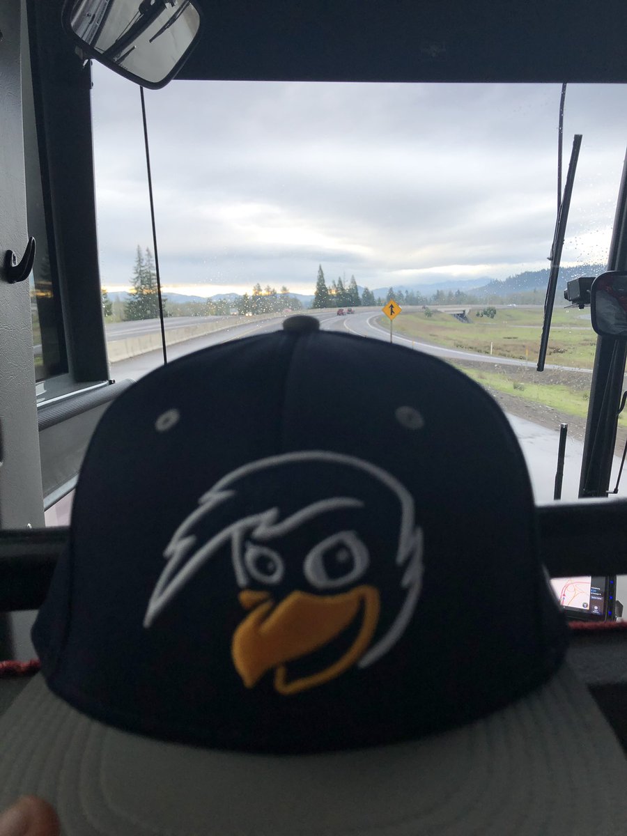 AZWellsy's tweet photo. GAME DAY!! Road Trippin with the Beaks down to Coos Bay to take on SWOCC...enjoying the beautiful Oregon scenery on the way Down to the SW Oregon Coast...Be present where your feet are, it’s a good day to have a GREAT day! #410 #ODAAT #seeyastache https://t.co/t3rlTotRvq