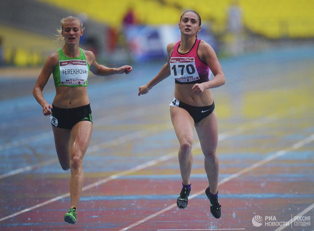 Спортсменки украины. Олеся Повх легкая атлетика. Ольга Богословская бегунья. Ольга Костецкая легкая атлетика. Ольга земляк бегунья.