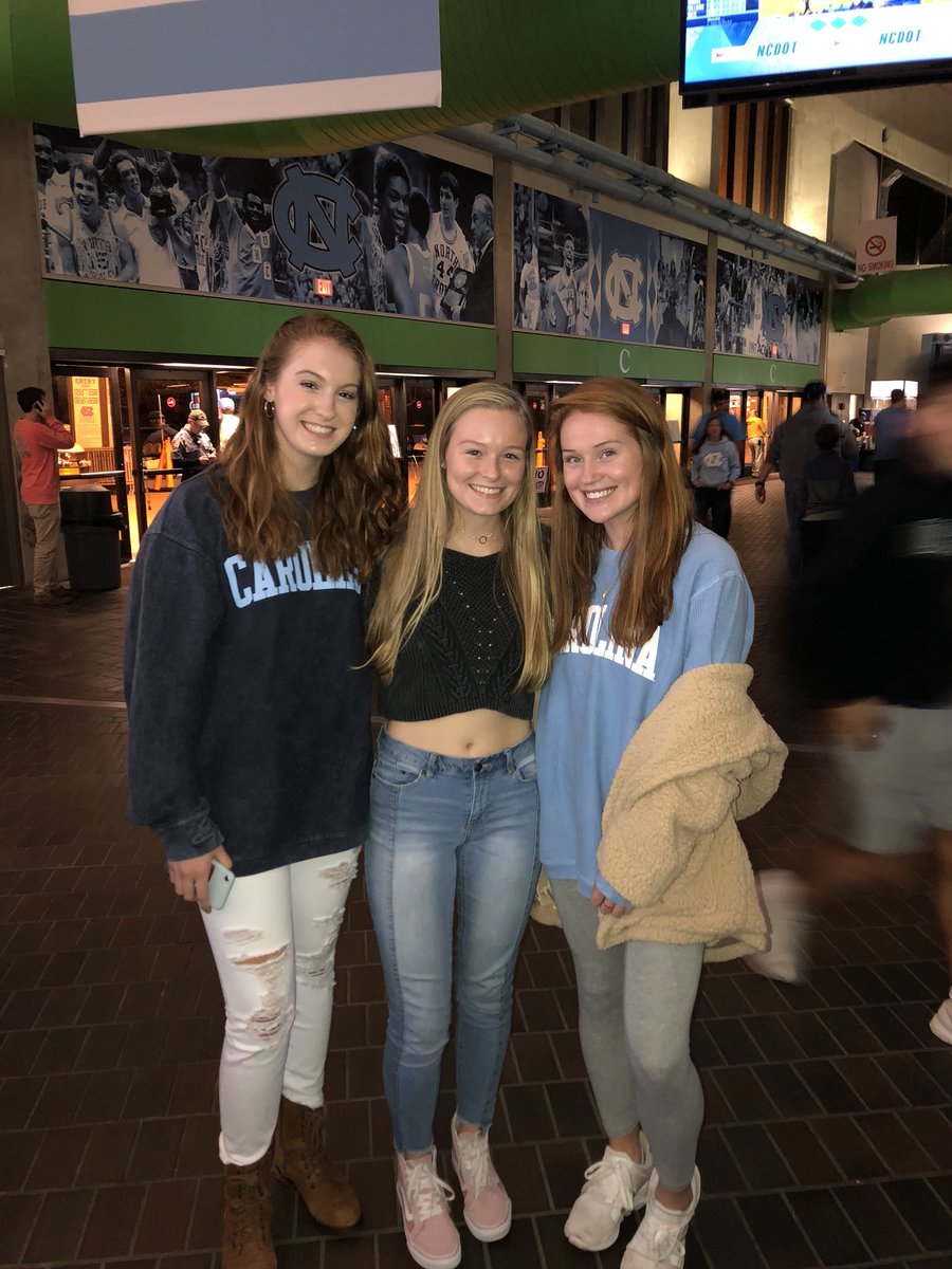 h_mccann2's tweet photo. happy 19th bday!! i’m very glad i met you i hope you have the best day!!❤️❤️ https://t.co/dNkHKq1Vr0