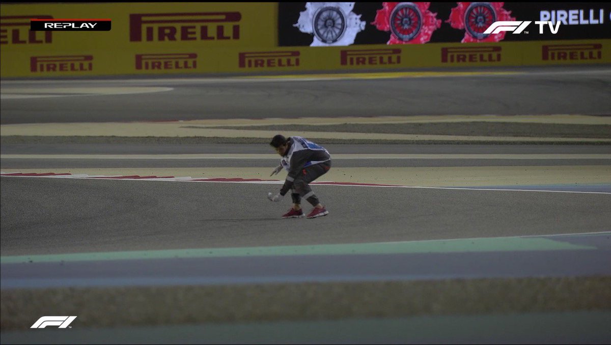 RaulMolinaRecio's tweet photo. Bandera amarilla

#F1 #BahrainGP 🇧🇭 https://t.co/alUxDlHJrR