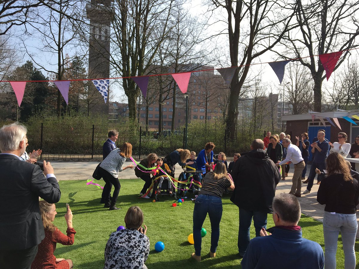 DeWitsRijswijk's tweet photo. Mooi initiatief #aandachtslab opening #rundewitsrun https://t.co/vHNCGDvb9n