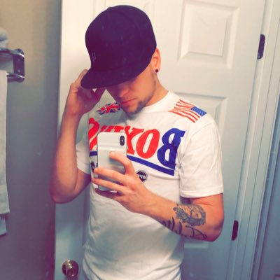 RG_OverTheMtn's tweet image. #NewProfilePic #notaboxer #maybe1day