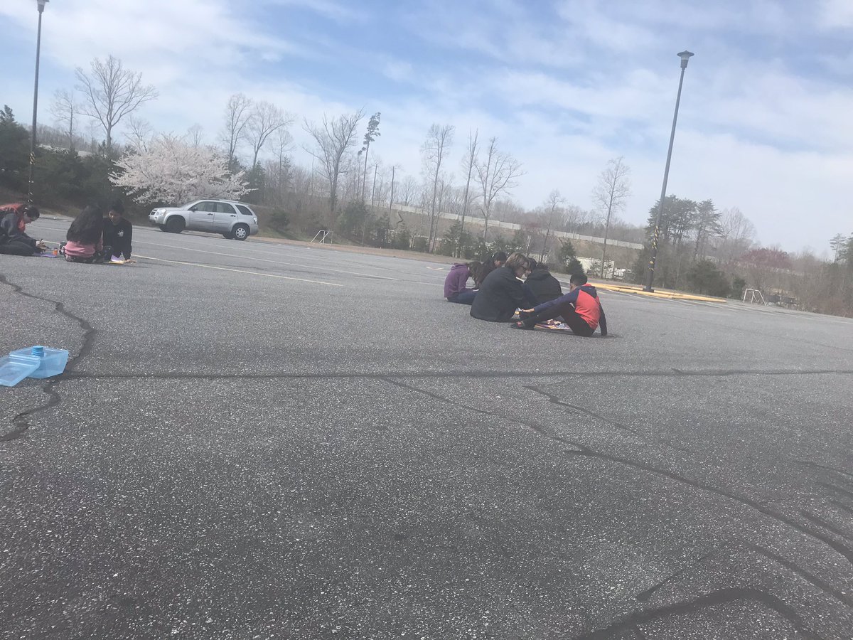 Saw some awesome hands-on learning in <a href="/Mrs_MaffettEFMS/">Corie Maffett</a> 7th grade math class today! #wsfcspl <a href="/efmsprincipal/">Doss</a>