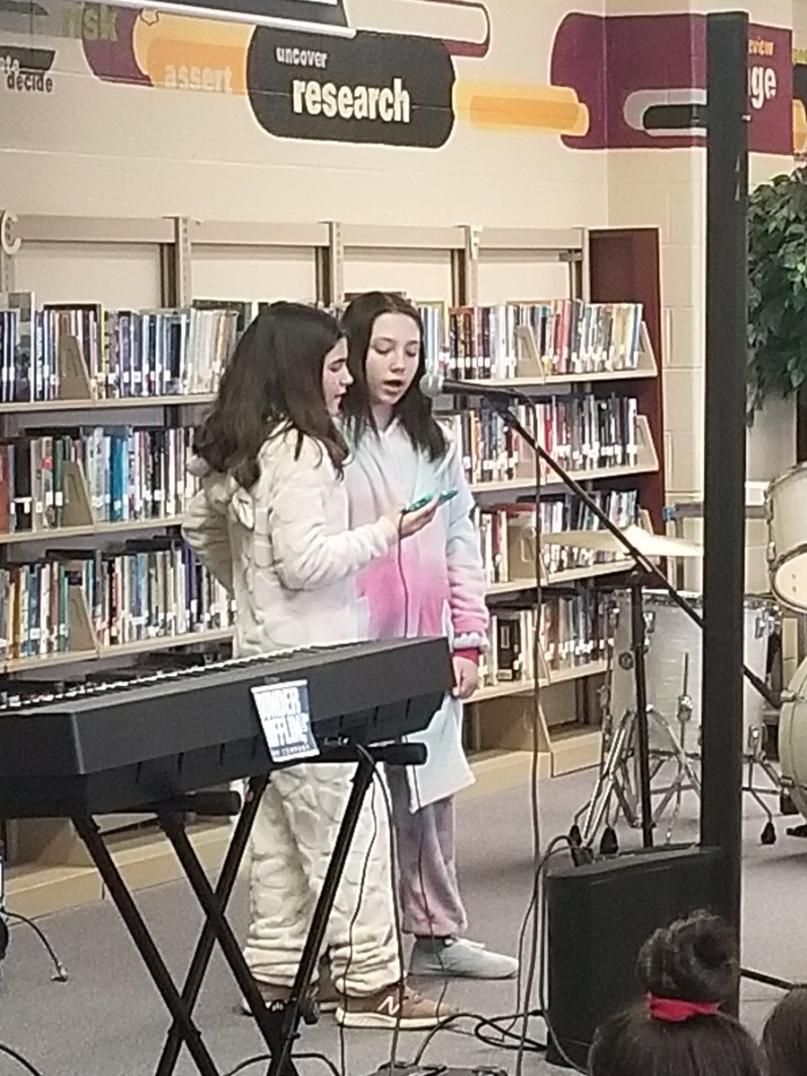 AmadioScience's tweet photo. Coffee house talent show! What a talented group of kids we have. So much support and encouragement from the crowd as well! @trjhs_principal @tantasquaap #trjhs https://t.co/hYr93WtLFe