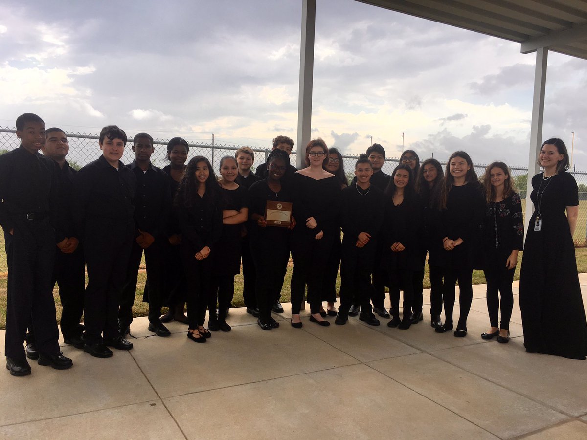 Congratulations to Philharmonic Orchestra for their Excellent rating on stage and Superior rating in sight reading at UIL today! Very proud of these <a href="/SJHCats/">SJH SaberCats</a>. #FanTheFlame