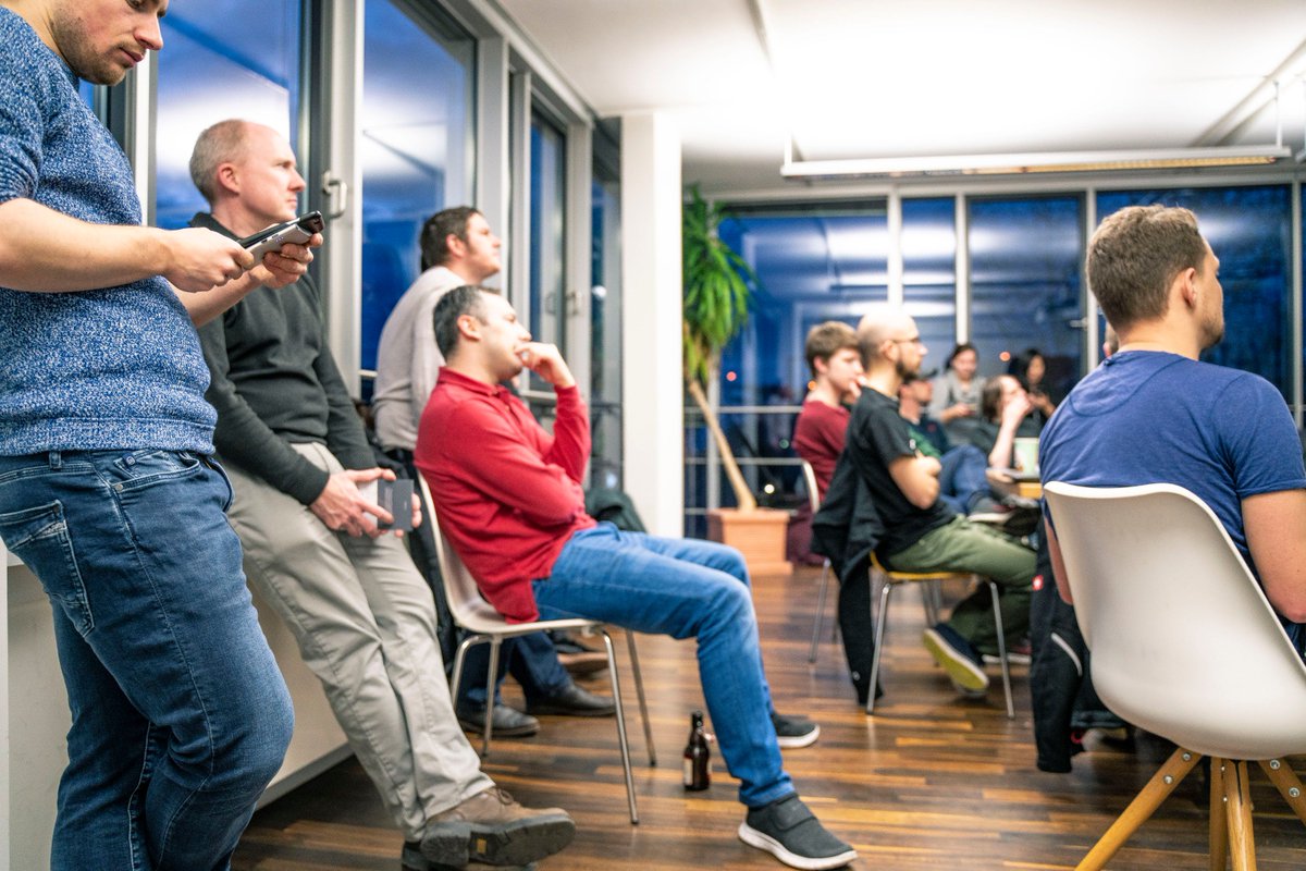 PluswerkAG's tweet image. 1. Meetup der @phpugs ✅ check

Vorgestern hatten wir ein volles Haus in #Stuttgart. Neben 🤝Networking, 🍕Pizza &amp;amp; 🍻Bier gab es zwei spannende Vorträge und mehr.

Wir sagen 👌Danke und wünschen euch viel Spaß mit den 📸Impressionen des Abends.👇 #php #phpugs