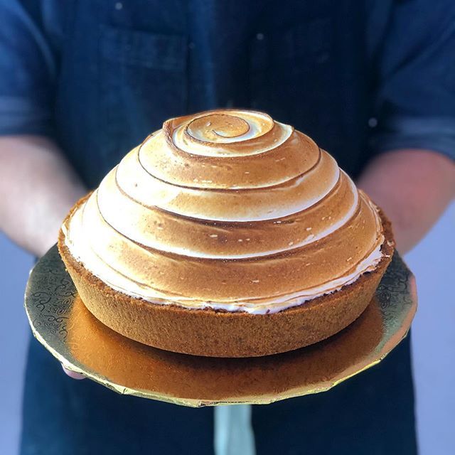 dbakers_miami's tweet photo. The most perfect key lime pie in the world ๐ฅฐ๐ฅฐ๐ฅฐ. #keylimepie #sweet #dessert #miami #wynwood #dbakers https://t.co/YmJMuKYqd4 https://t.co/ooKTWfSHV7
