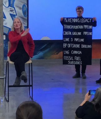 CBrentPatterson's tweet photo. . @cathmckenna's legacy as @ec_minister:  the 890,000 bpd Trans Mountain tar sands pipeline; the Coastal GasLink fracked gas pipeline; the 760,000 bpd Line 3 pipeline; BP drilling offshore for oil and gas; the LNG Canada export terminal; $3.3 billion+ in fossil fuel subsidies! https://t.co/UQQeTJS8Fv
