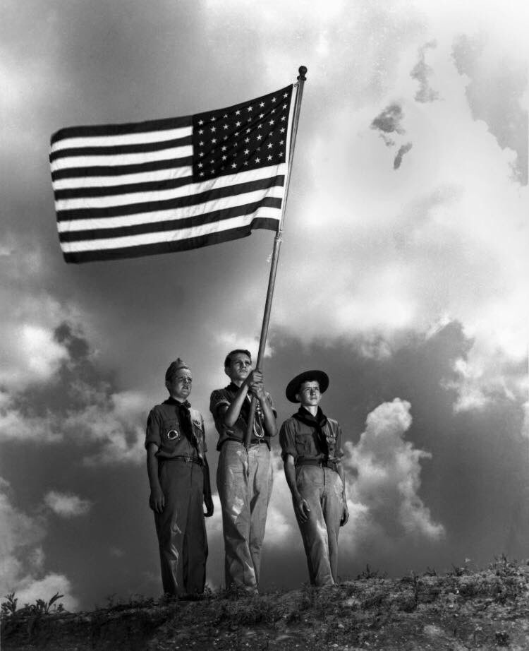 Boy Scouts - East TN (@easttnscouts) on Twitter photo Sad news. We have learned that Ed Wescott, the only person allowed to photograph Oak Ridge during the Manhattan project, has died. He was 97.
Ed captured incredible moments as America mobilized to build the atomic bomb. They included this iconic <a href="/boyscouts/">Scouting America</a> photo. Sad news. We have learned that Ed Wescott, the only person allowed to photograph Oak Ridge during the Manhattan project, has died. He was 97.
Ed captured incredible moments as America mobilized to build the atomic bomb. They included this iconic <a href="/boyscouts/">Scouting America</a> photo.