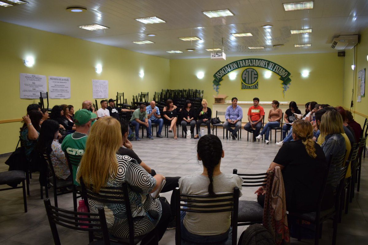 AnusateokQ's tweet photo. #29DeMaezo2019
#PlenarioVerdeAnusate
En la tarde de hoy se lleva a cabo un plenario de la militancia de la agrupación VERDE ANUSATE, Conducida por El Compañero Claudio Arévalo. https://t.co/FAYteueReM