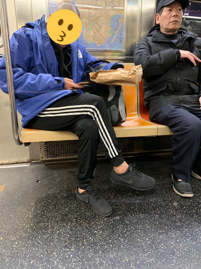 MTADoubleSeater's tweet photo. Ankle game on point. #nycmta #NYCTransit @nycmta @mtanow6 https://t.co/RsZJJUQgBD