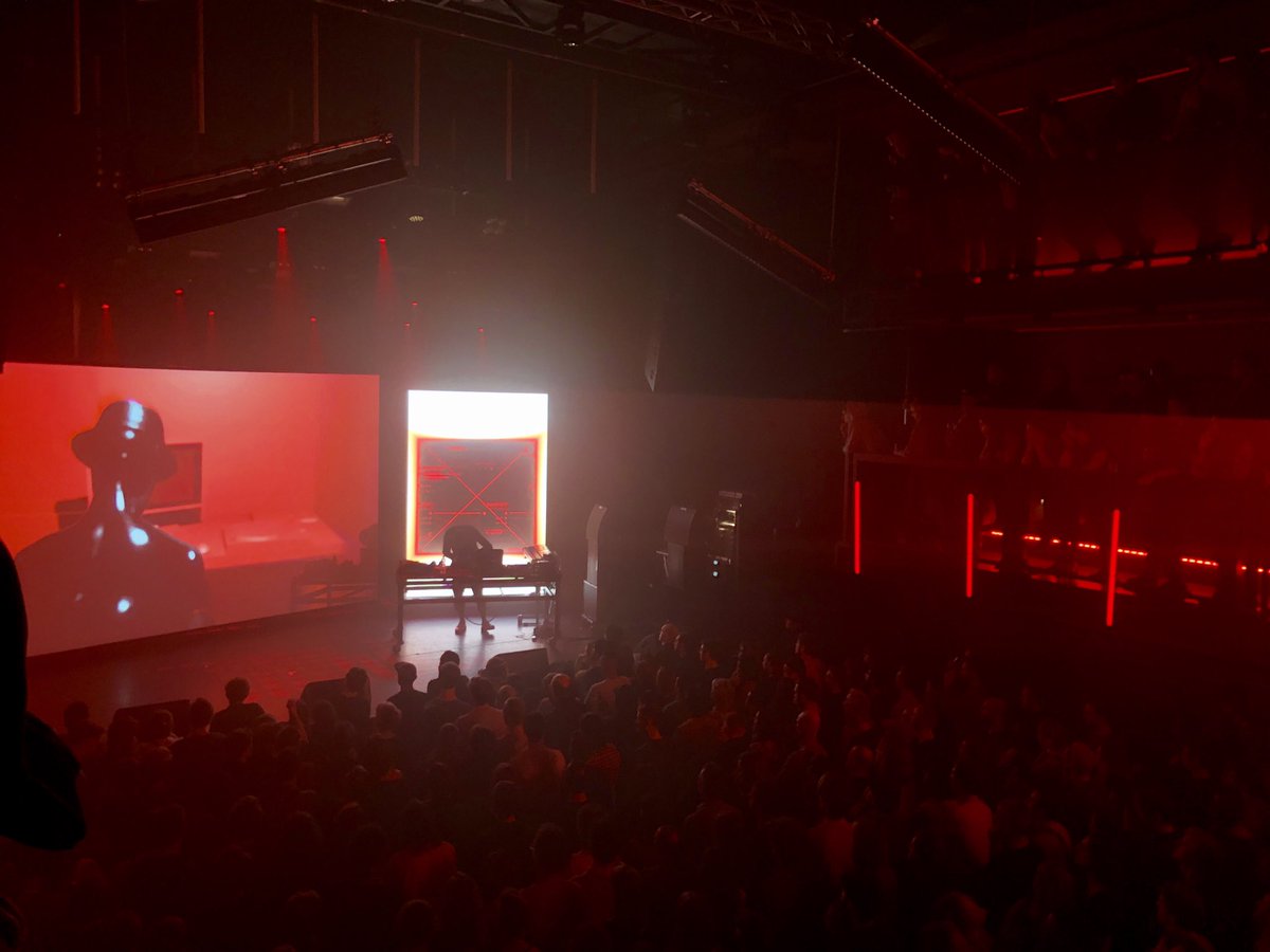 Resident Advisor tweet media