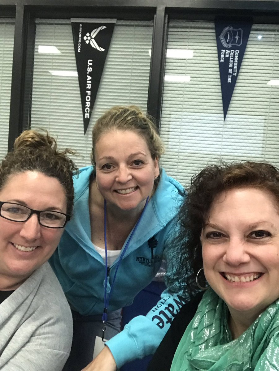 Shar_teacher's tweet image. Google II Training by @ZywickiR with amazing teachers - @darcymchale3 and @dauchert2210!  @GoogleForEdu #AlwaysLearning #WeekendPD @MOSandshore @NicoleMusarra @swardell76
