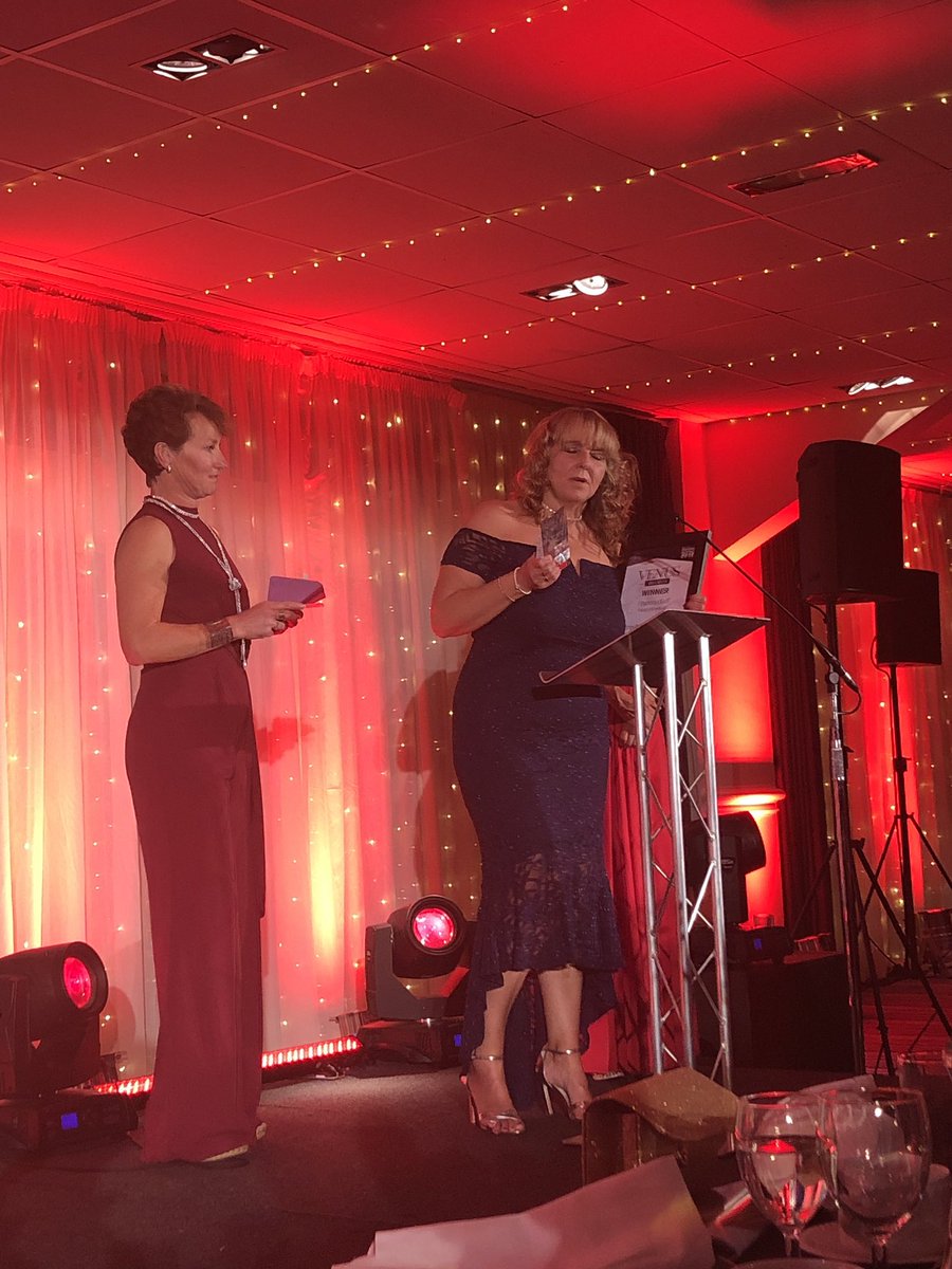 Congratulations to <a href="/duff_tricia/">Tricia Duff</a> of Radio Plymouth on winning Director of the Year sponsored by @mandyswiftbbx in Devon and Cornwall 2019 🎊🥳🎉♥️♥️👑💃🏽🌹