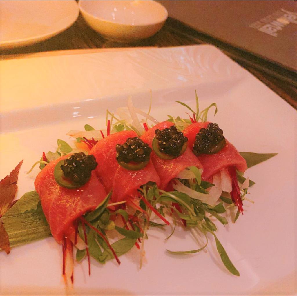 Another beautiful picture of our Toro Caviar, courtesy of IG user sxsoqi!

Check out our menu: goo.gl/PgiSJH
#chefakiraback #akiraback #michelinchef <a href="/akiraback/">Akiraback</a>