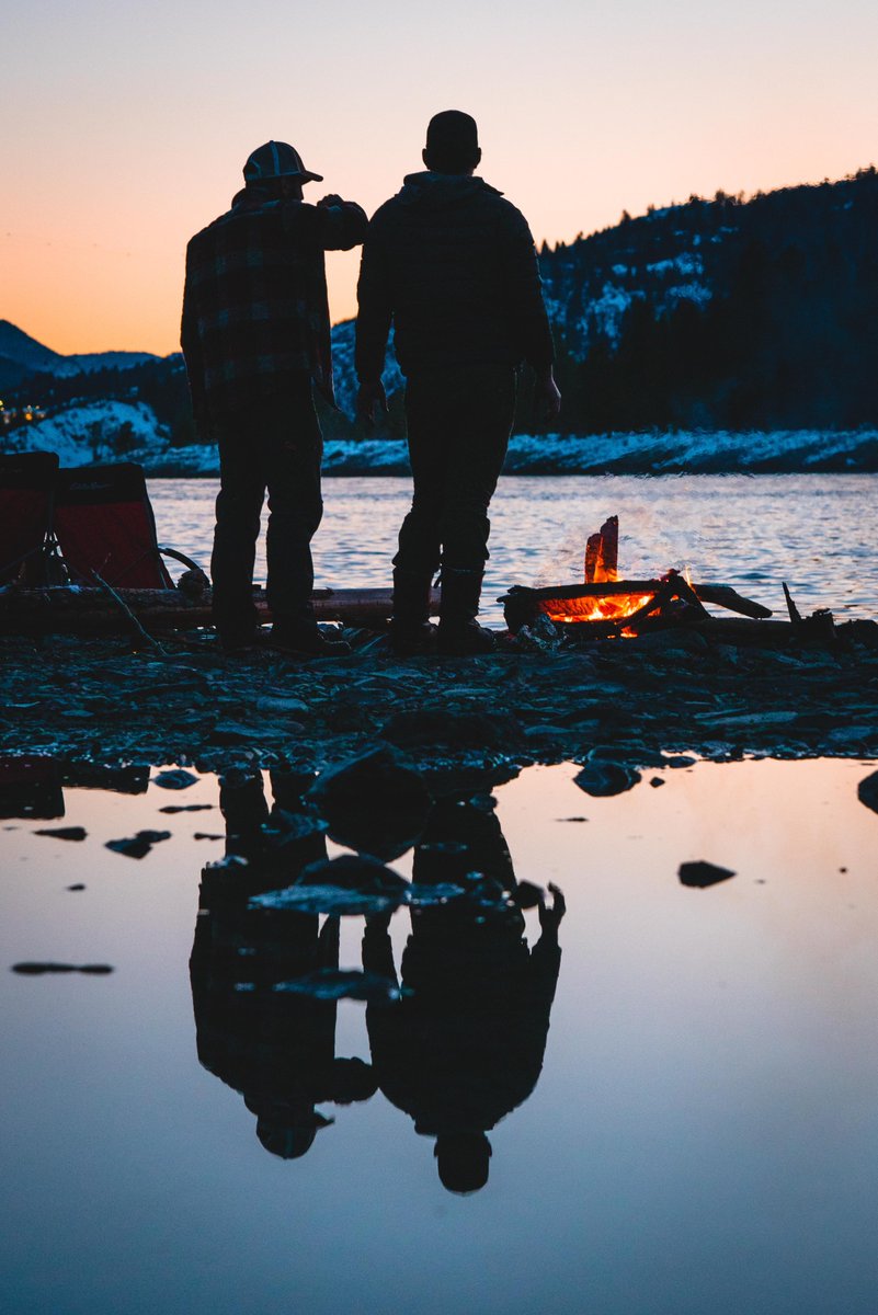 cabelascanada's tweet photo. This weekend only, save an additional 50% on select clearance apparel. Shop now at https://t.co/qMfm9vQkbV! https://t.co/dXp7EFpVPJ