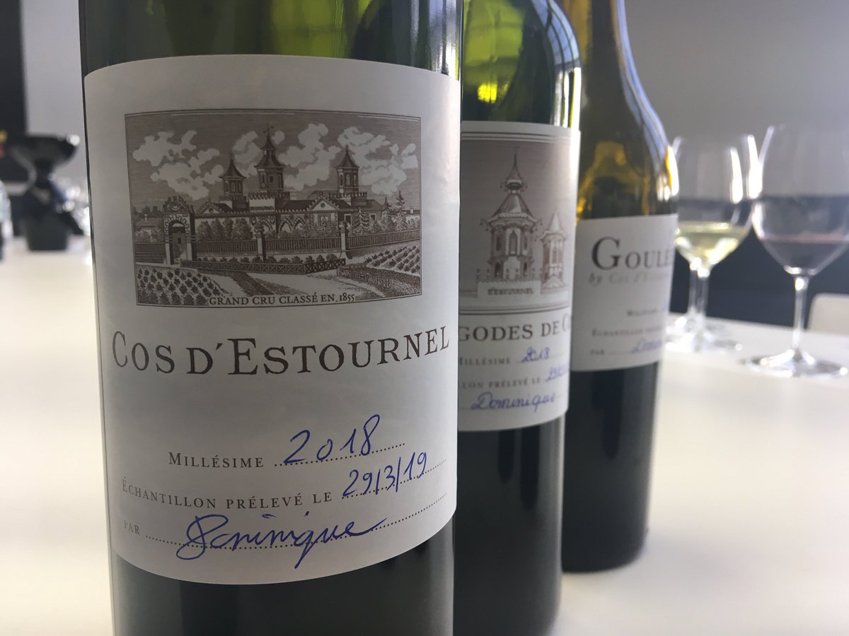 Jeremyonwine's tweet image. Brooding but powerful #Cos versus a gregarious and wonderfully forward #Pagodes - exciting wines #Bordeaux #bdx18 #wine - whites with depth too...