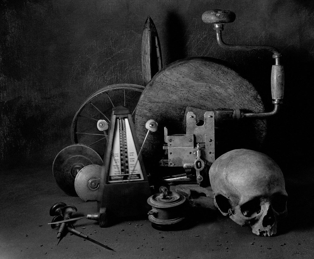 jatustein's tweet photo. #RafaelSanzLobato, Homenaje a Man Ray, #c2008 https://t.co/IVmOojlKel