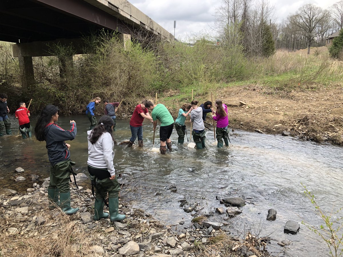 MsCNeumann's tweet photo. Awesome “stream team” trip w/ @ARGameandFish Ss collected useful data and had a great time! @CJHSPanthers https://t.co/o7t1oGVviu