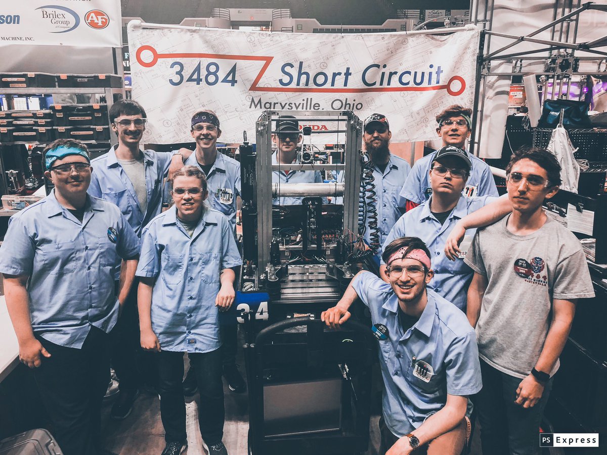 THREE matches in a row with FULL ROCKETS. 3484 finally finds its stride at #BuckeyeRegional thanks to alliance partners RobotsOverParma and StreetLegal #OMGrobots <a href="/MarysvilleEVSD/">Marysville Schools</a> <a href="/MarysvilleECHS/">Marysville STEM Early College High School</a>