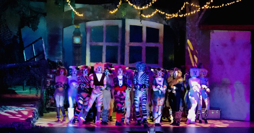 SHGCyclones's tweet image. Don’t miss out on your last four chances to see CATS this weekend! 

Friday, March 29th - 7:30 p.m.
Saturday, March 30th - 2:00 p.m.
Saturday, March 30th - 7:30 p.m.
Sunday, March 31st - 5:00 p.m.

Get your tickets here! ➡️ bit.ly/SHGCats2019
