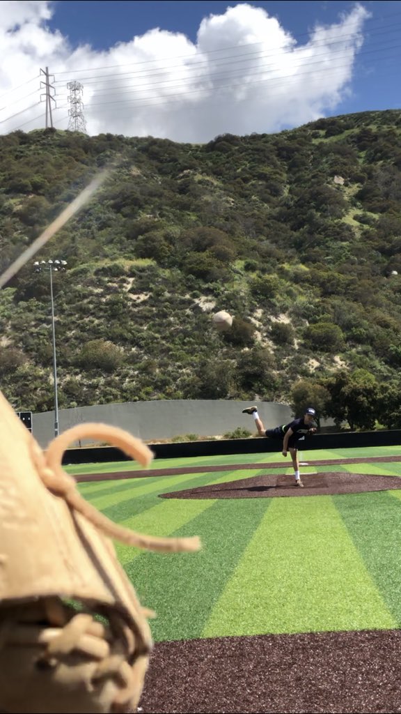 Sam12CBA2023's tweet photo. #fridaymorning #weekendready #alwaysworking #cbabaseball https://t.co/JhKn9KgCmh