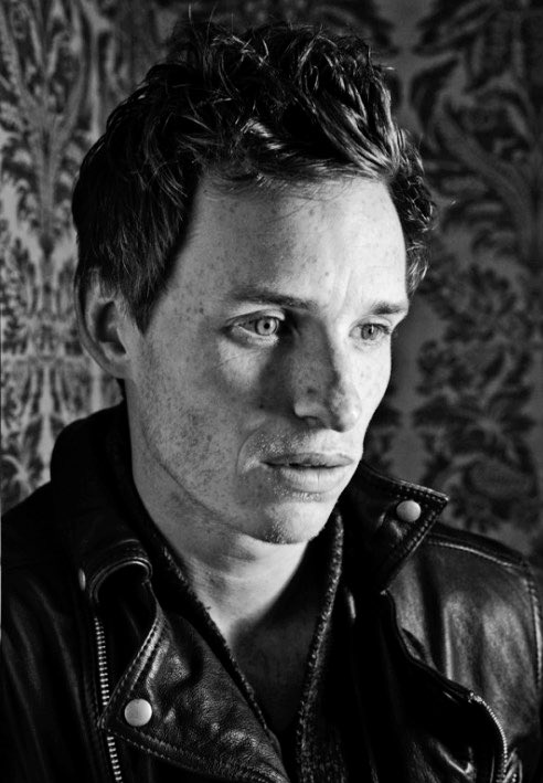 Luminous #EddieRedmayne by <a href="/FGuidicini/">Francesco</a> for @thesundaytimes in 2014, in celebration of this #FreckleFriday. (#StubbleSaturday, too.)