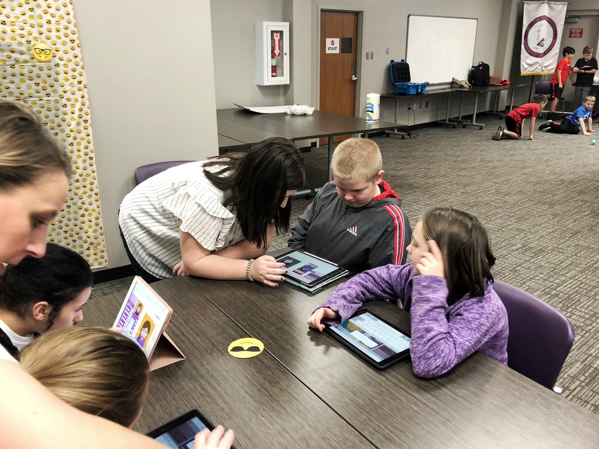 KTBeckerEDU's tweet photo. We used coding and literacy to promote a positive self image today at #SpringIntoCode!! We 💜 Coding and @UCAeducation/@ucabears!!#EDUC4210 @madewithcode #emojify https://t.co/3PC5XqDexM