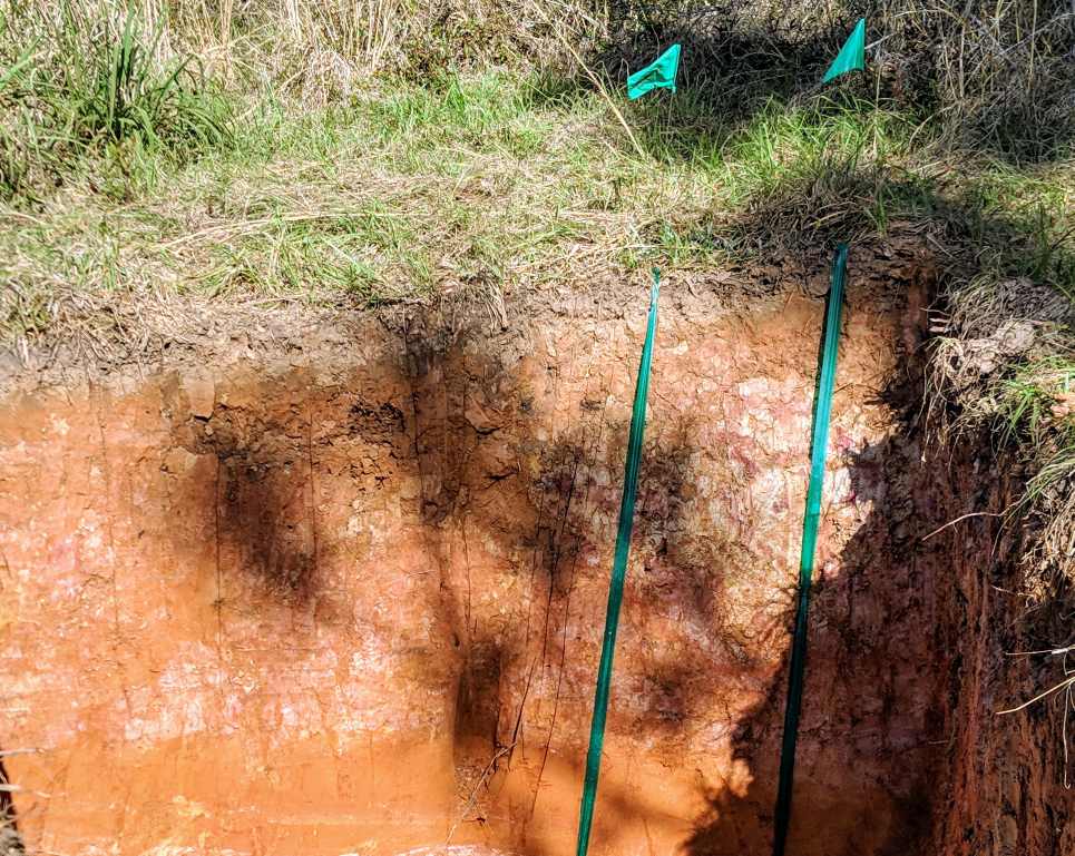 LandJudging's tweet photo. Homesite had 2:1 layer (shrink swell) Clay's near the surface.  These situations will crack foundations and ruin buildings. https://t.co/pIwQ0rm1m9