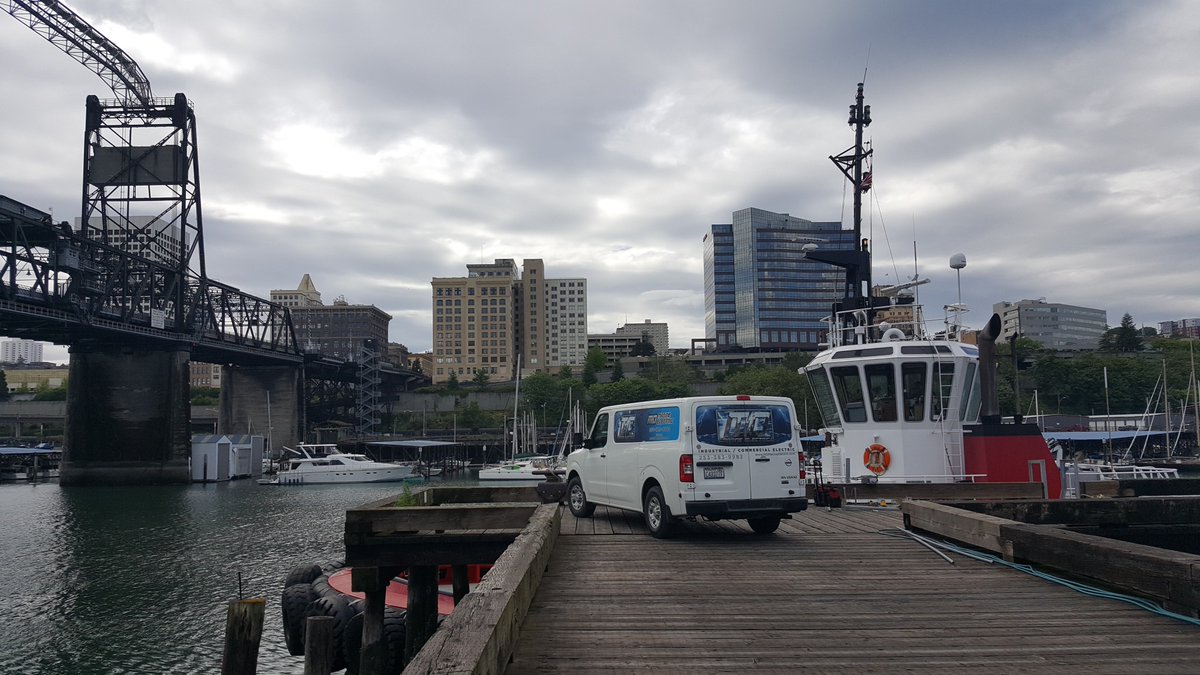 It's nice to have a job only minutes away from the shop every once in awhile! 

#commercialelectricians #service #dock #availability #maritime