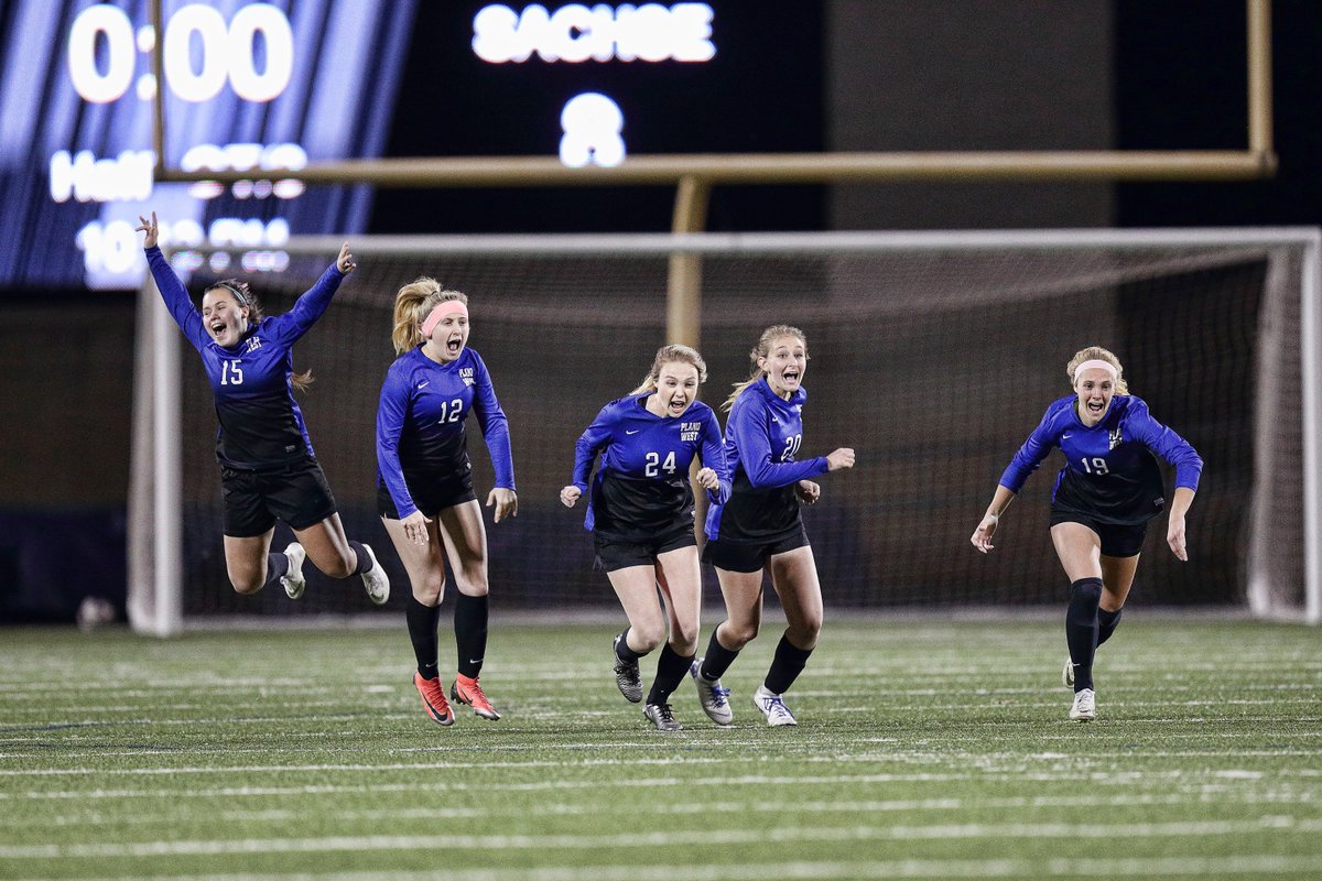 ckle3's tweet photo. Last Night PK celebration jump. @PWLWsoccer https://t.co/VijjhUVbSC