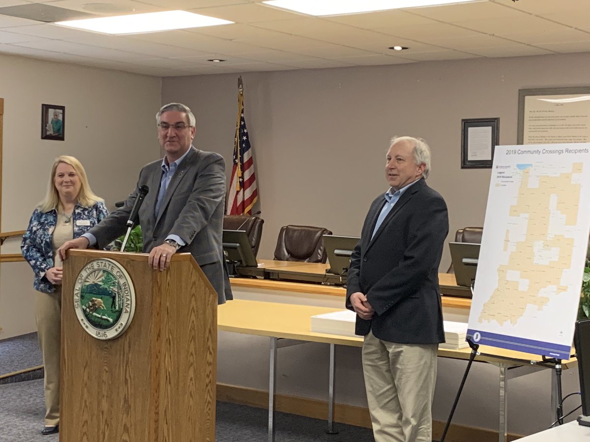 INDOTSoutheast's tweet photo. Excited to be with @GovHolcomb today in @Browncounty_in @ShopNashville to recognize #CommunityCrossings recipients. $115 mil investment for local roads. #NextLevelRoads https://t.co/Q2AWsvTMfB