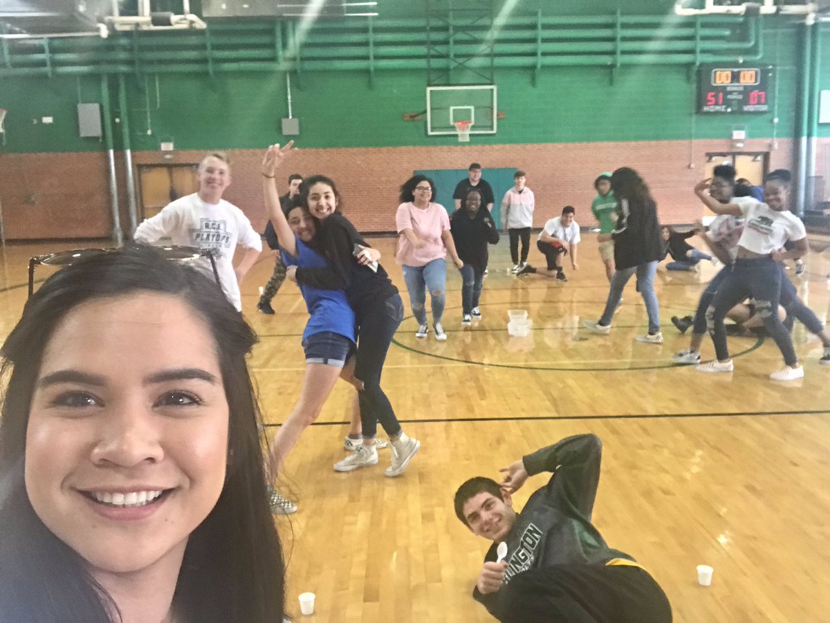 mrswhattheheck's tweet photo. When I can, I ditch the notes and get my students moving! I enjoy trading notes for kinesthetic activities to encourage students to OWN their learning. Happy Friday from my 9th period giraffes who just hit carrying capacity! #highschoolbio #coltsfamily #fridayfeeling #arlingtonhs https://t.co/D3C5IgqYjS
