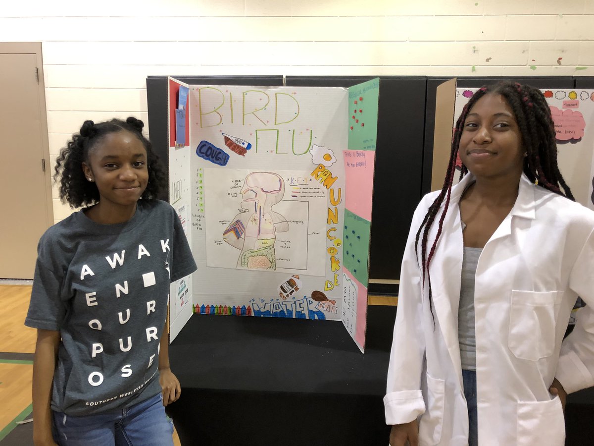 DrBennettR2's tweet photo. It’s the Health Fair @KMMWaves @MedPro21 Student presentations on diseases #WeStrive2BePremier #Thesearegreat @RichlandTwo @msdrmyers @mark1_sims @Mrnicp https://t.co/n1l6660Djj