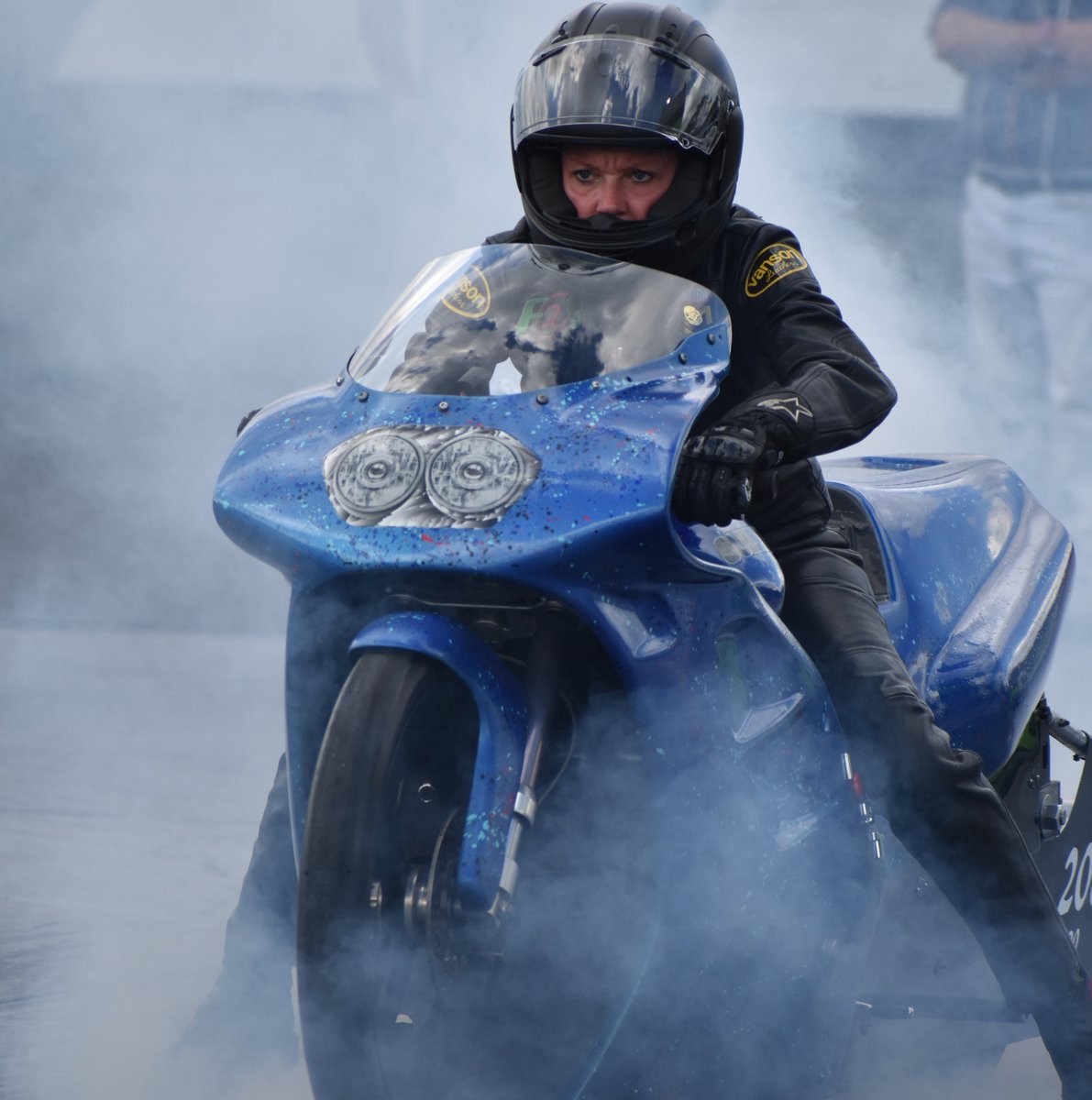 OsbornBrushes's tweet photo. What happens when a manufacturing company partners with a professional drag racer? Let's find out together! See our exciting news here: https://t.co/kbyesW6WY3 #finishfirst #racing #dragracing https://t.co/5YjSI91ECi